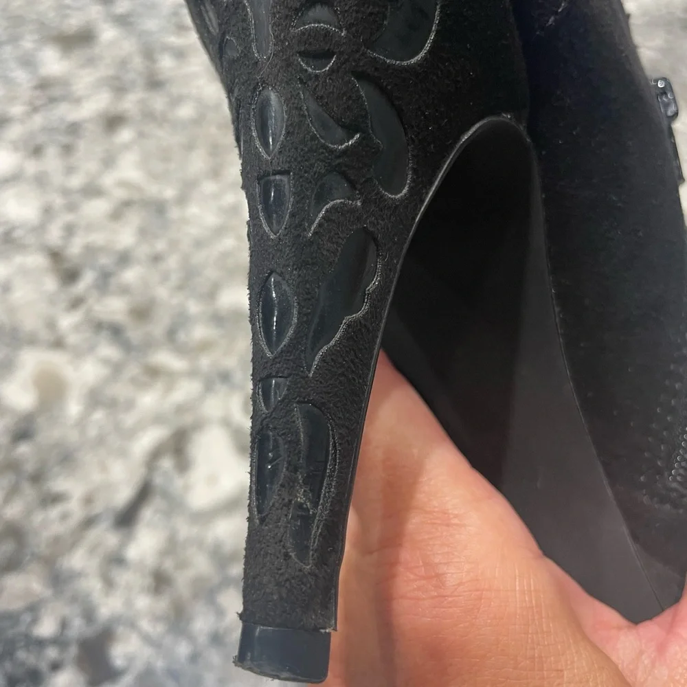 Impo Suede Booties